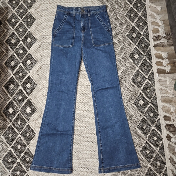Knox Rose Women’s high rise anywhere flare Strecth jeans size 4 - Picture 5 of 16